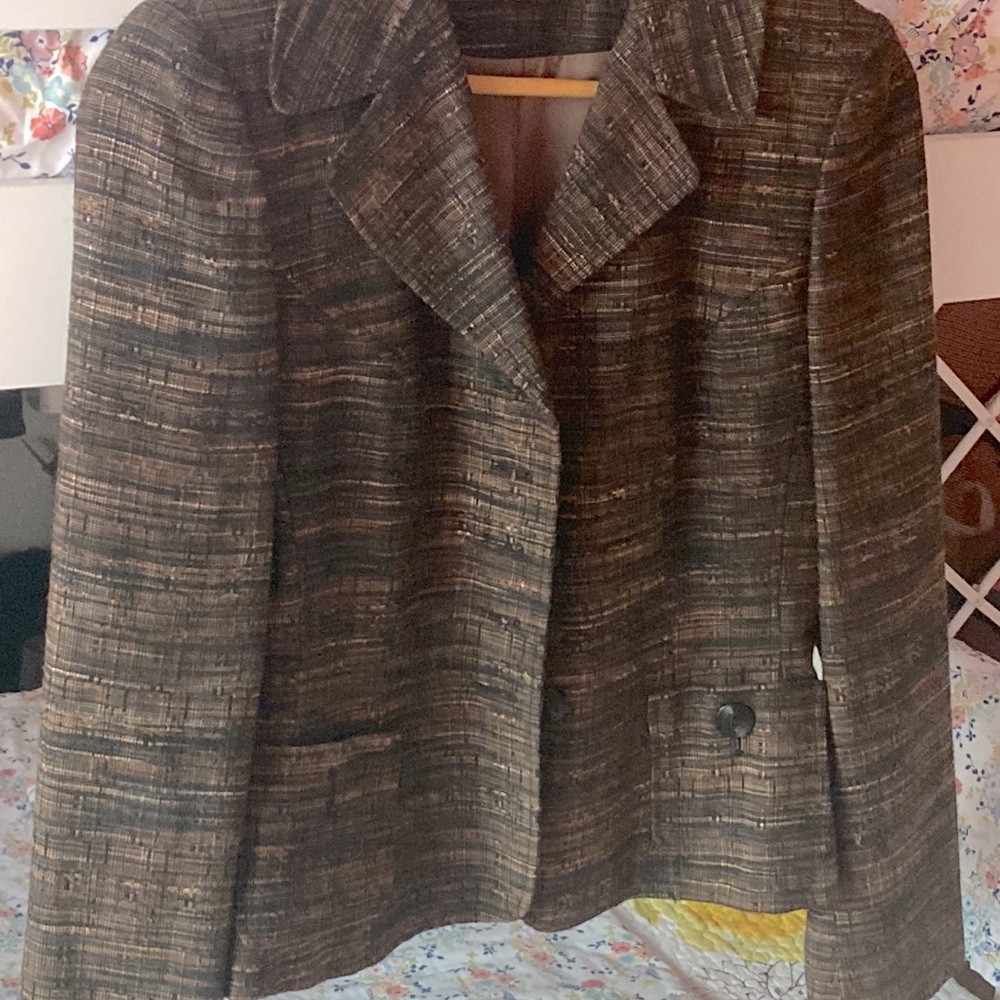 Short jacket